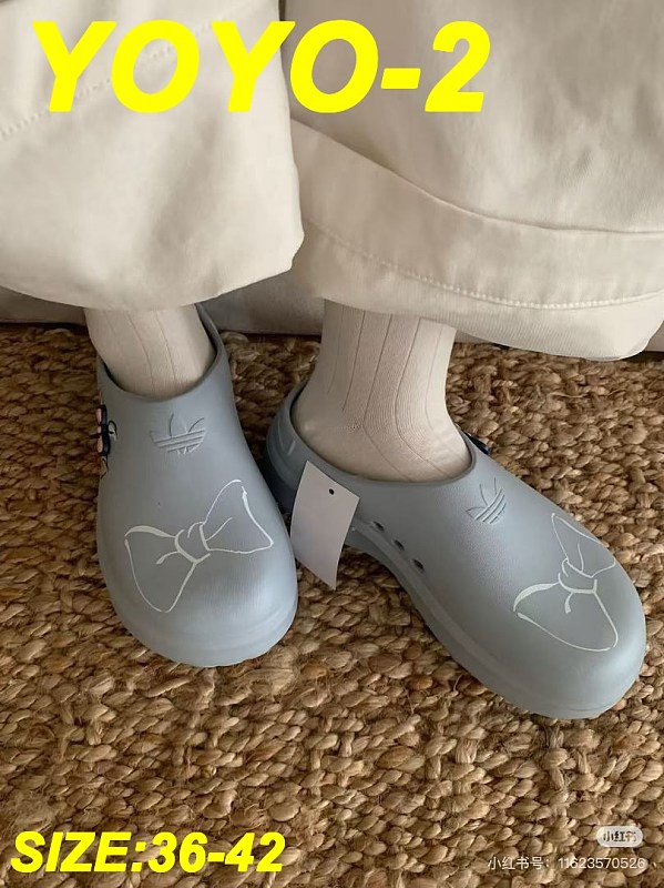 Adidas alt