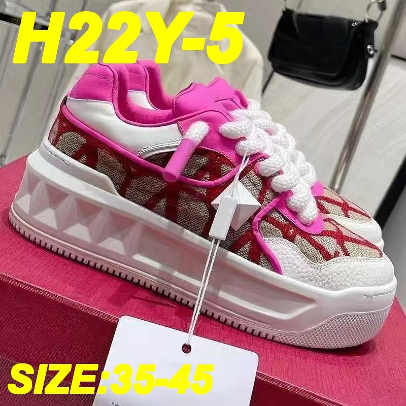 Valentino 4