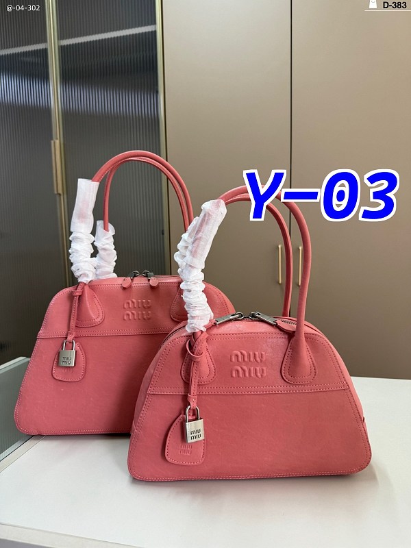 Miumiu 4