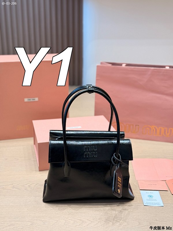 Miumiu alt