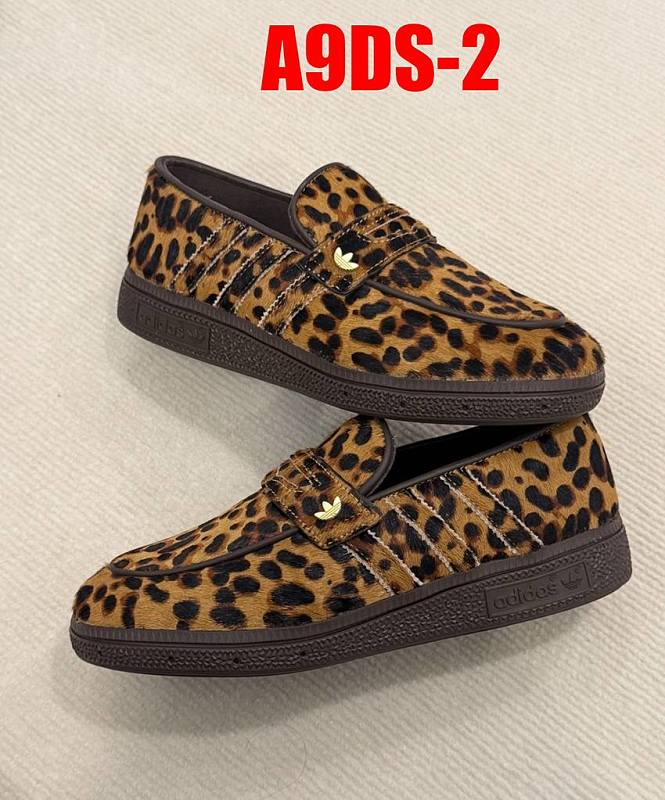 Adidas alt