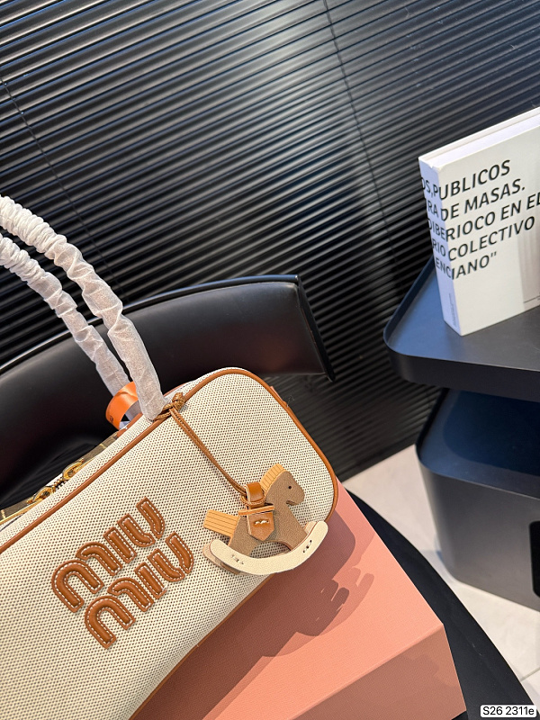 Miumiu Miumiu