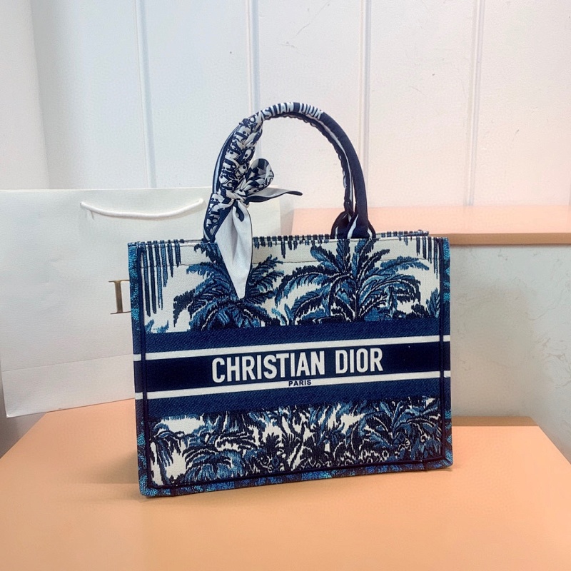 Dior Dior