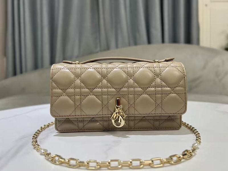 Dior Dior